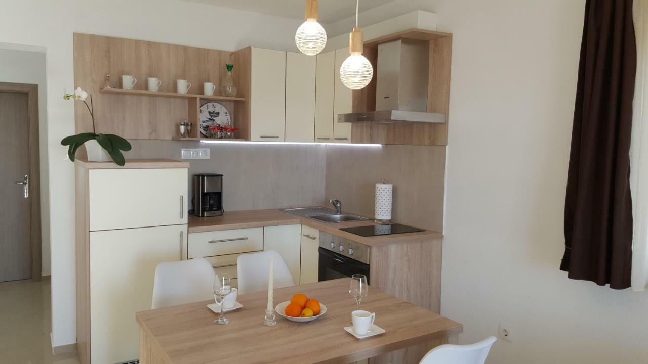 Apartments Anaivana Trogir Eksteriør billede