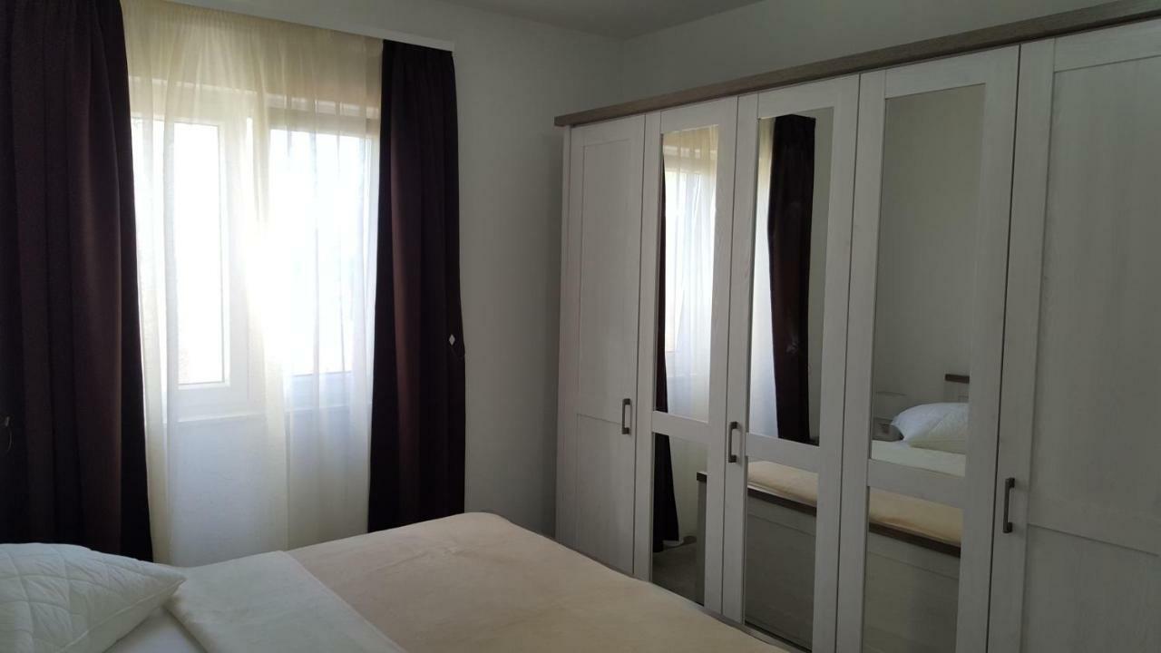 Apartments Anaivana Trogir Eksteriør billede