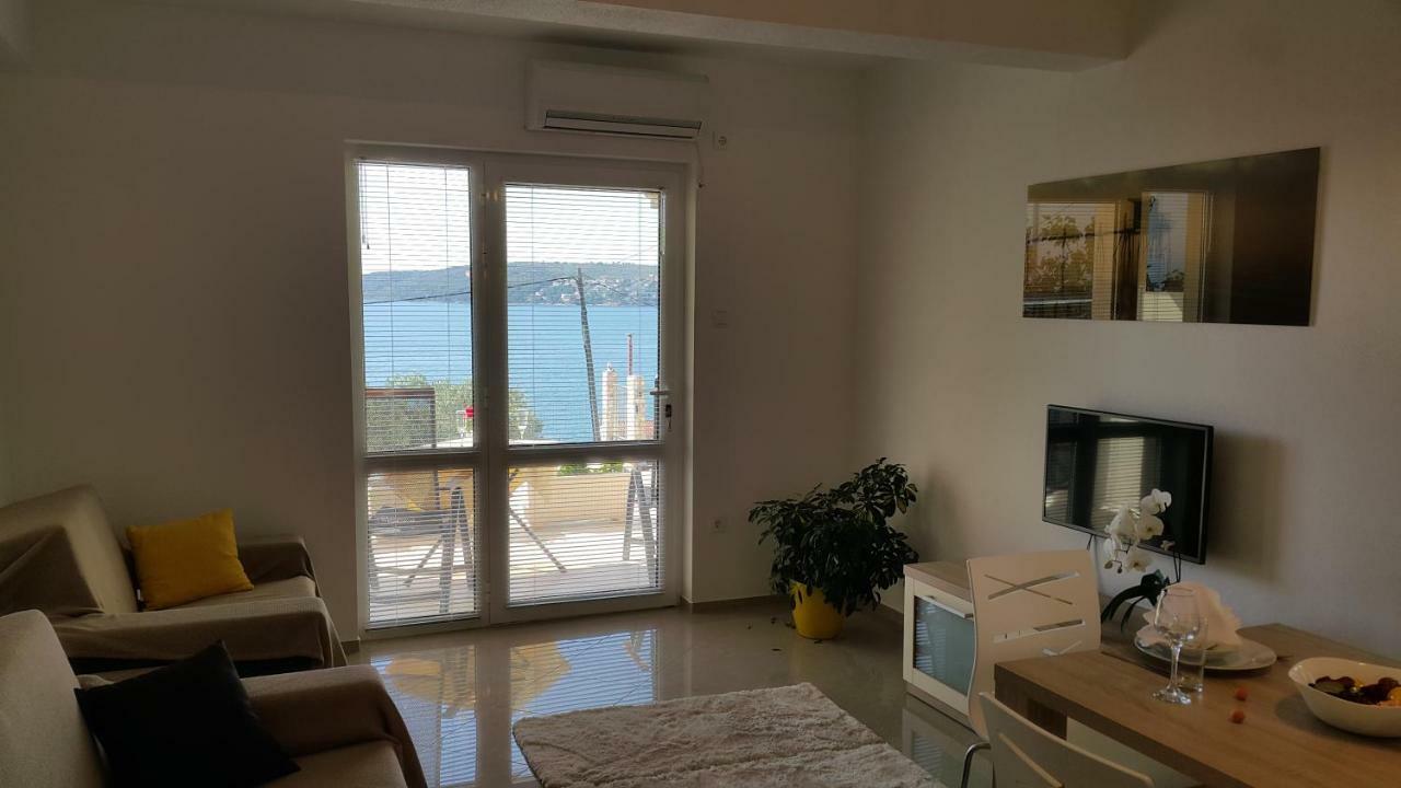 Apartments Anaivana Trogir Eksteriør billede